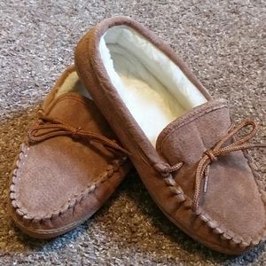 NWOT Moccasin Slippers size 8